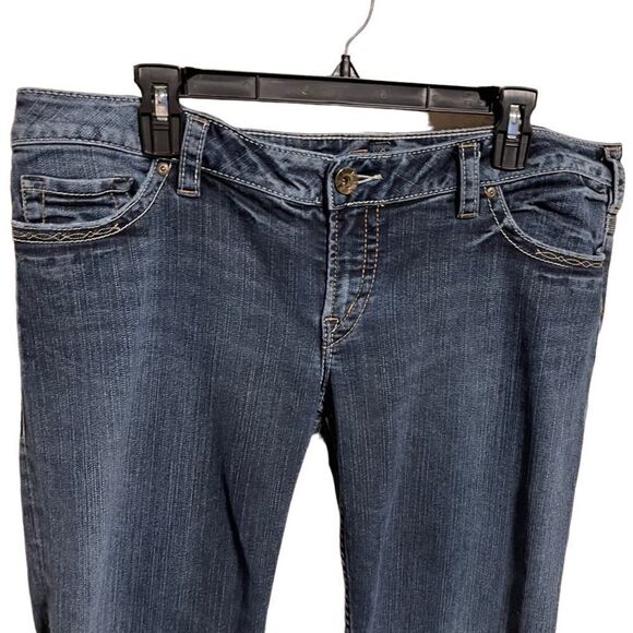 Silver Jeans Co- Women’s Santorini Low Rise Cropped Striaght Leg, Size 36 - Picture 5 of 13